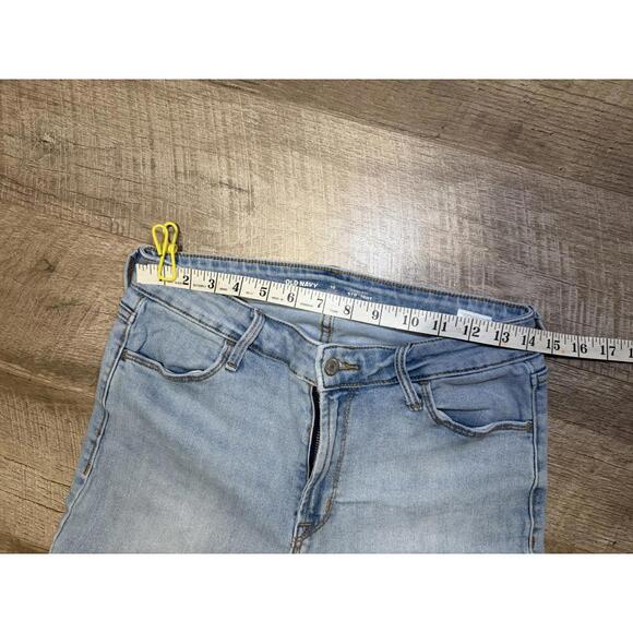 Old Navy High-Waisted Wow Straight Ankle Jeans - Picture 5 of 10